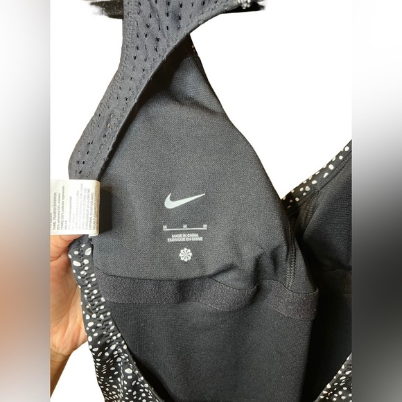 Nike Water Dots Women's Keyhole Back One Piece Size M - Picture 8 of 8